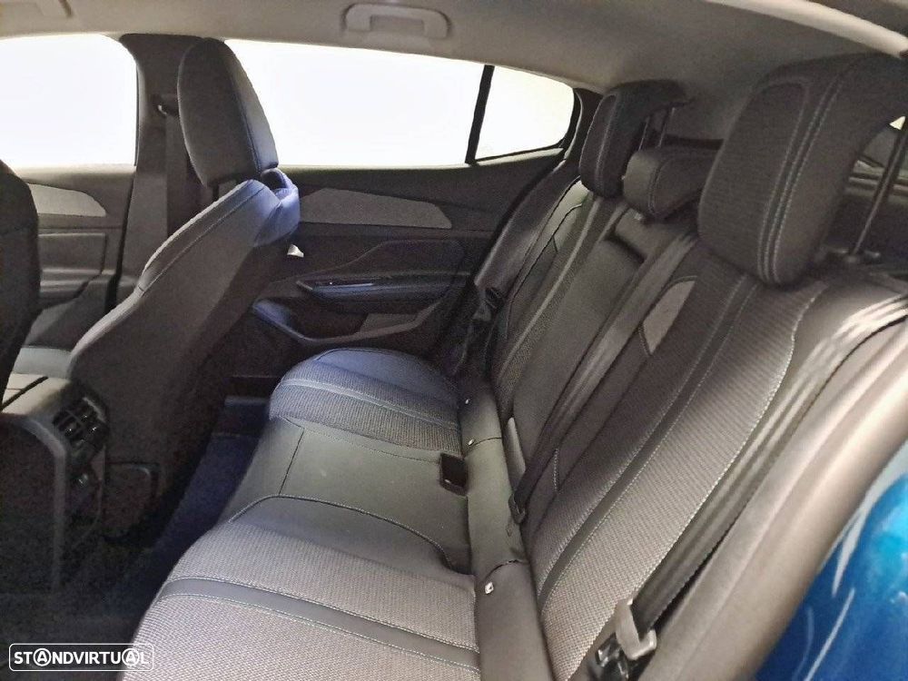 Peugeot 408 1.2 Hybrid Allure e-DCS6 - 9