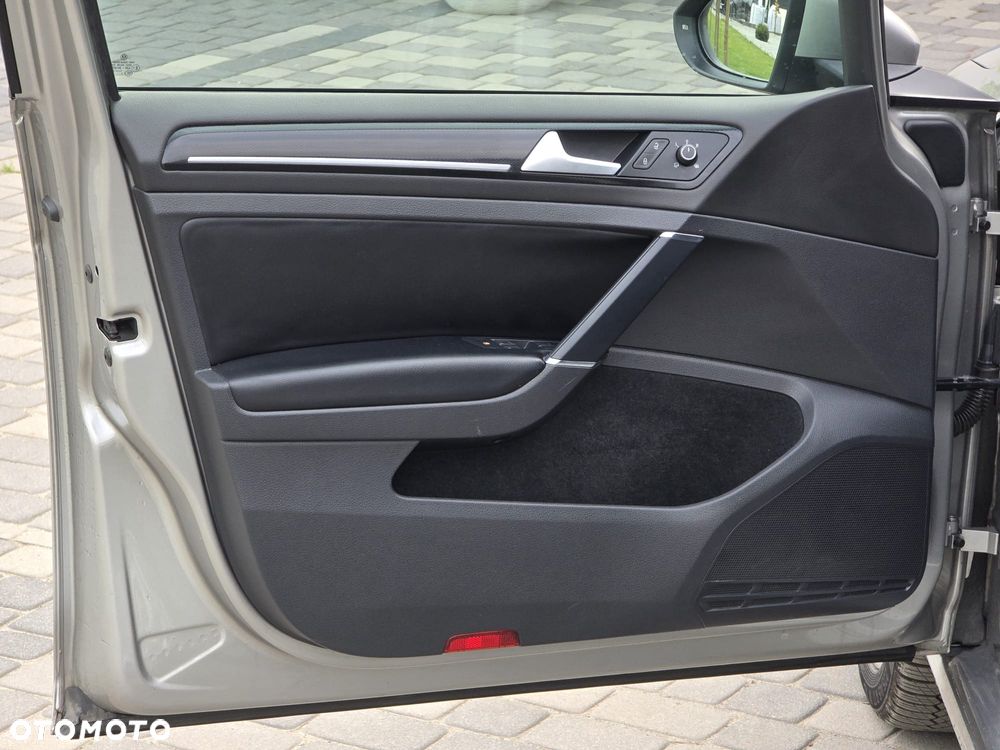 Volkswagen Golf 2.0 TDI BMT Highline DSG - 16