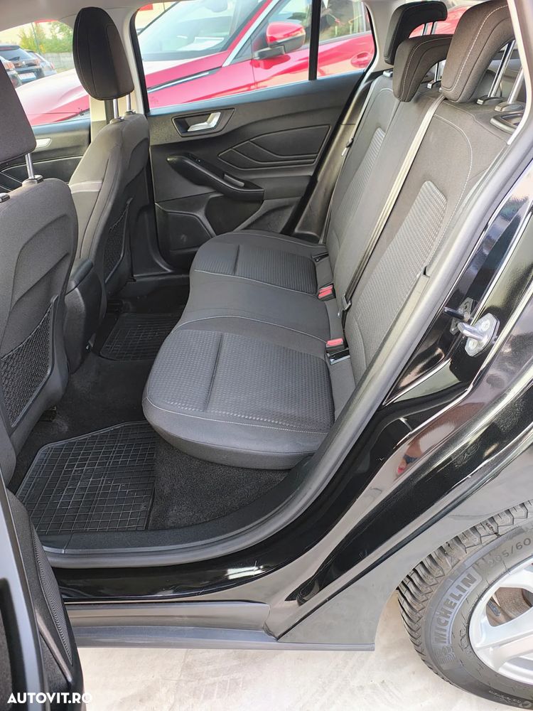 Ford Focus Turnier 1.5 EcoBlue Start-Stopp-System COOL&CONNECT DESIGN - 26