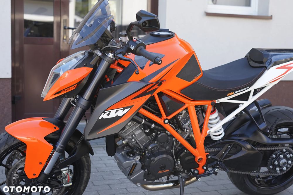 KTM Super Duke - 29