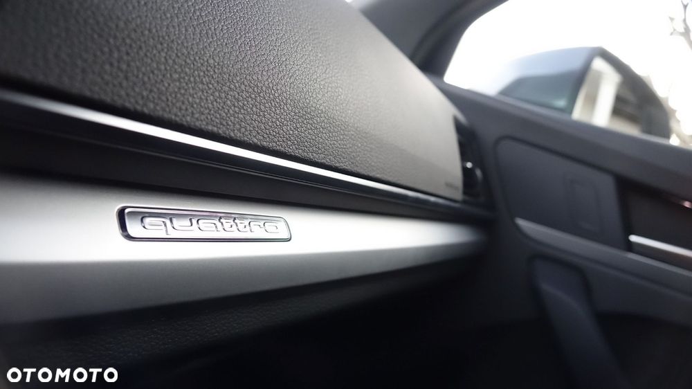 Audi Q5 Sportback - 40