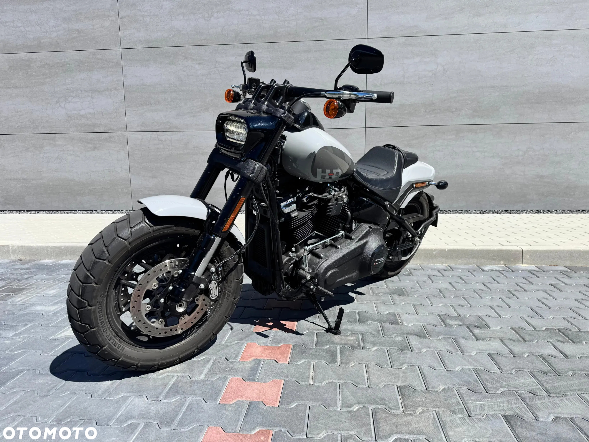 Harley-Davidson Softail Fat Bob - 4