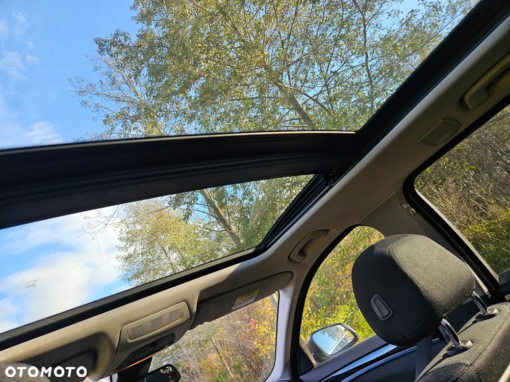 BMW Seria 5 520d xDrive Touring - 32