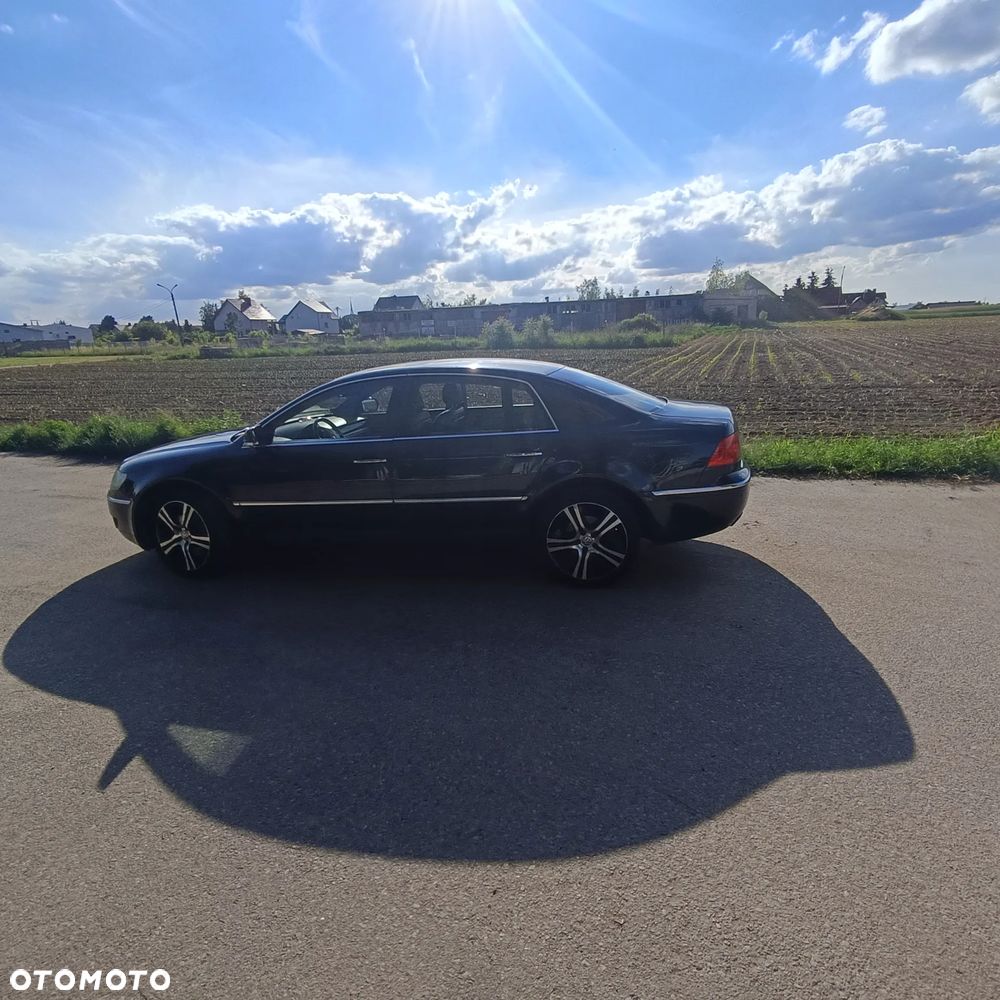 Volkswagen Phaeton 4.2 V8 4Mot (5 os.) - 3