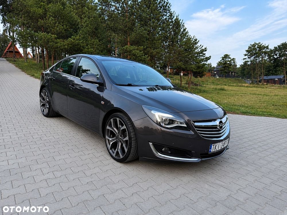 Opel Insignia - 1