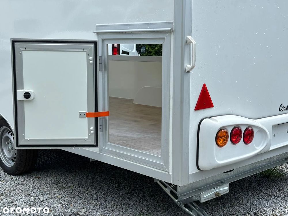 Niewiadów PH4200 4,2m X 2,1m X 2,3m Przyczepa gastronomiczna foodtruck - 3