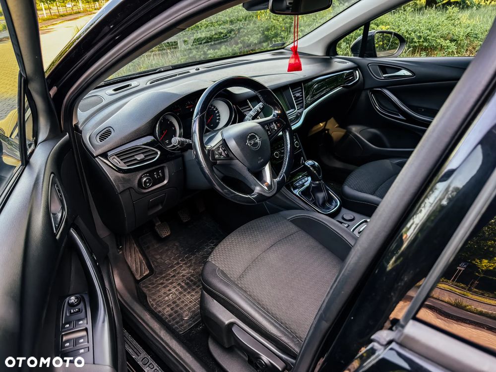 Opel Astra 1.6 CDTI Enjoy - 8