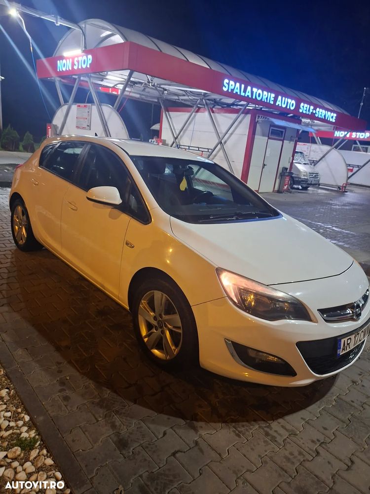 Opel Astra - 12