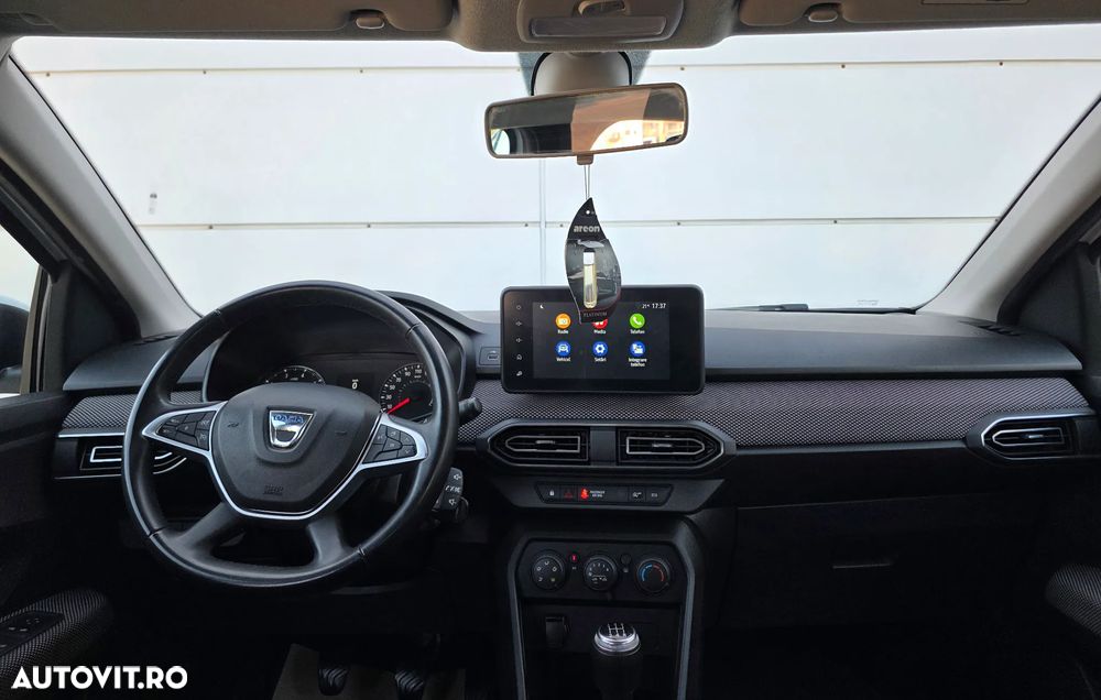 Dacia Logan TCe 90 MT5 Comfort - 8