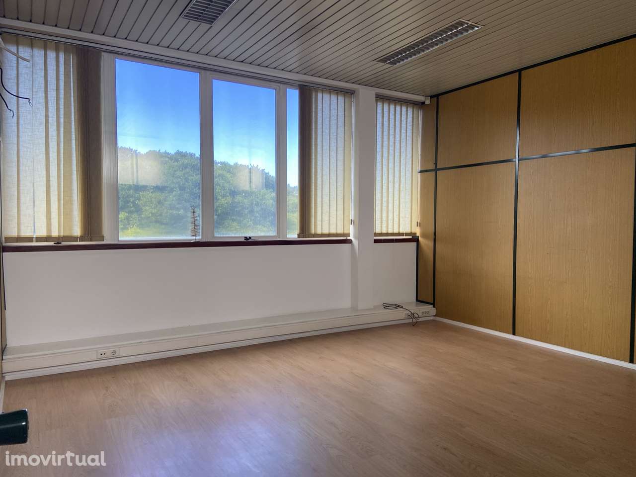 Escritório em Ramalde 250 m2 Porto - Grande imagem: 4/7