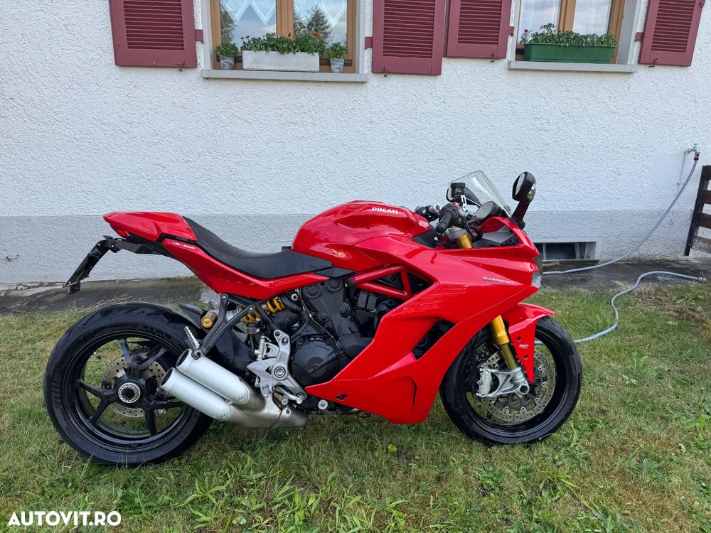 Ducati Supersport S - 1