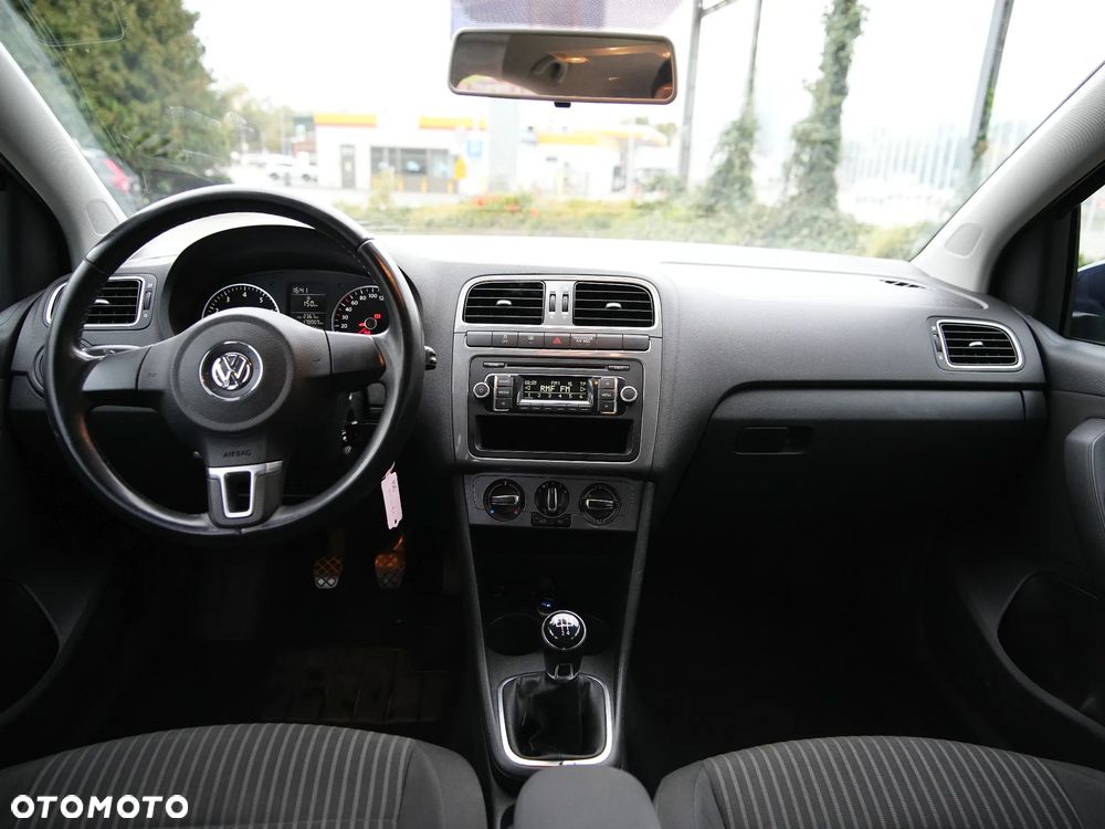 Volkswagen Polo - 11