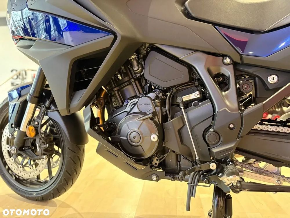 Honda NT - 8