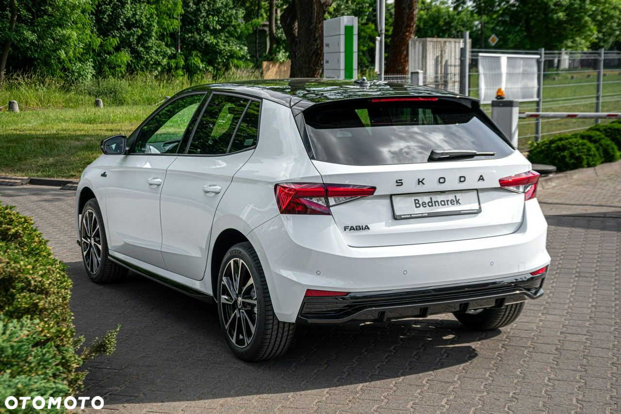 Skoda Fabia - 10