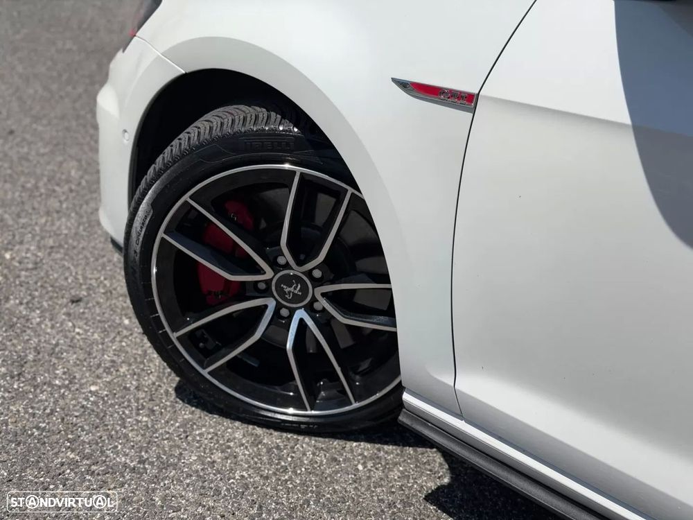 VW Golf 2.0 TSi GTi DSG Performance - 19