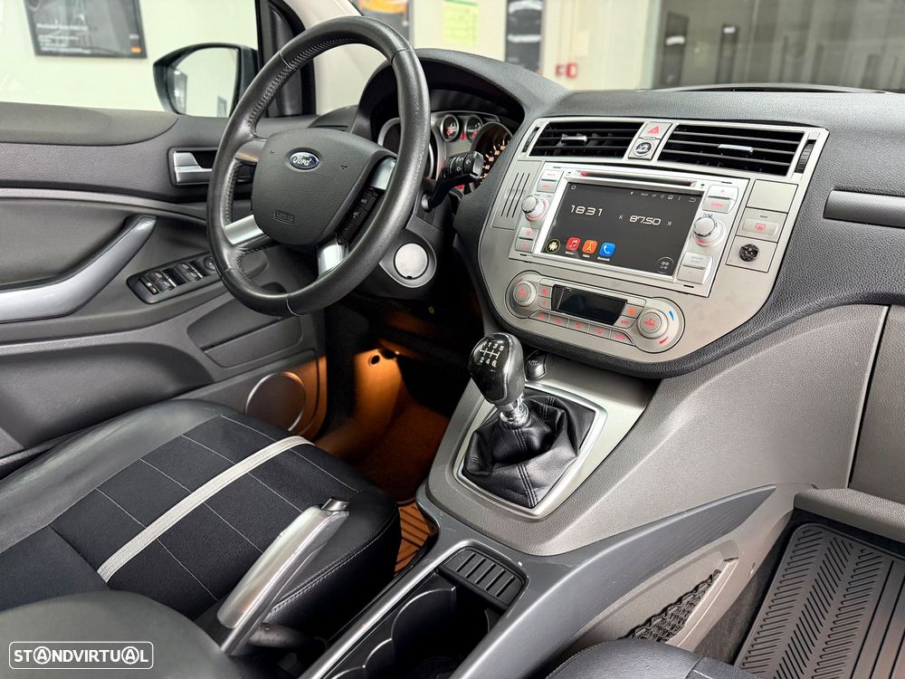 Ford Kuga 2.0 TDCi Titanium - 22