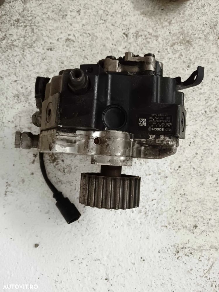 componente motor Audi Q7 4.2 TDI BTR 0445115058 0445010119 059903015T 057145722Q 057128063C 6NW009543 057131501E 09D323572J - 7