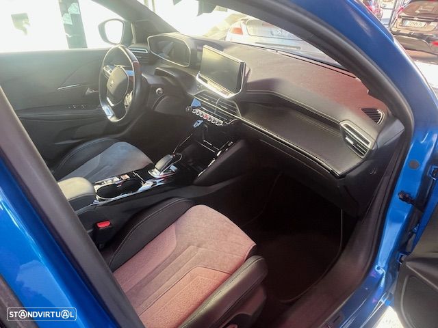 Peugeot e-208 GT Pack - 24
