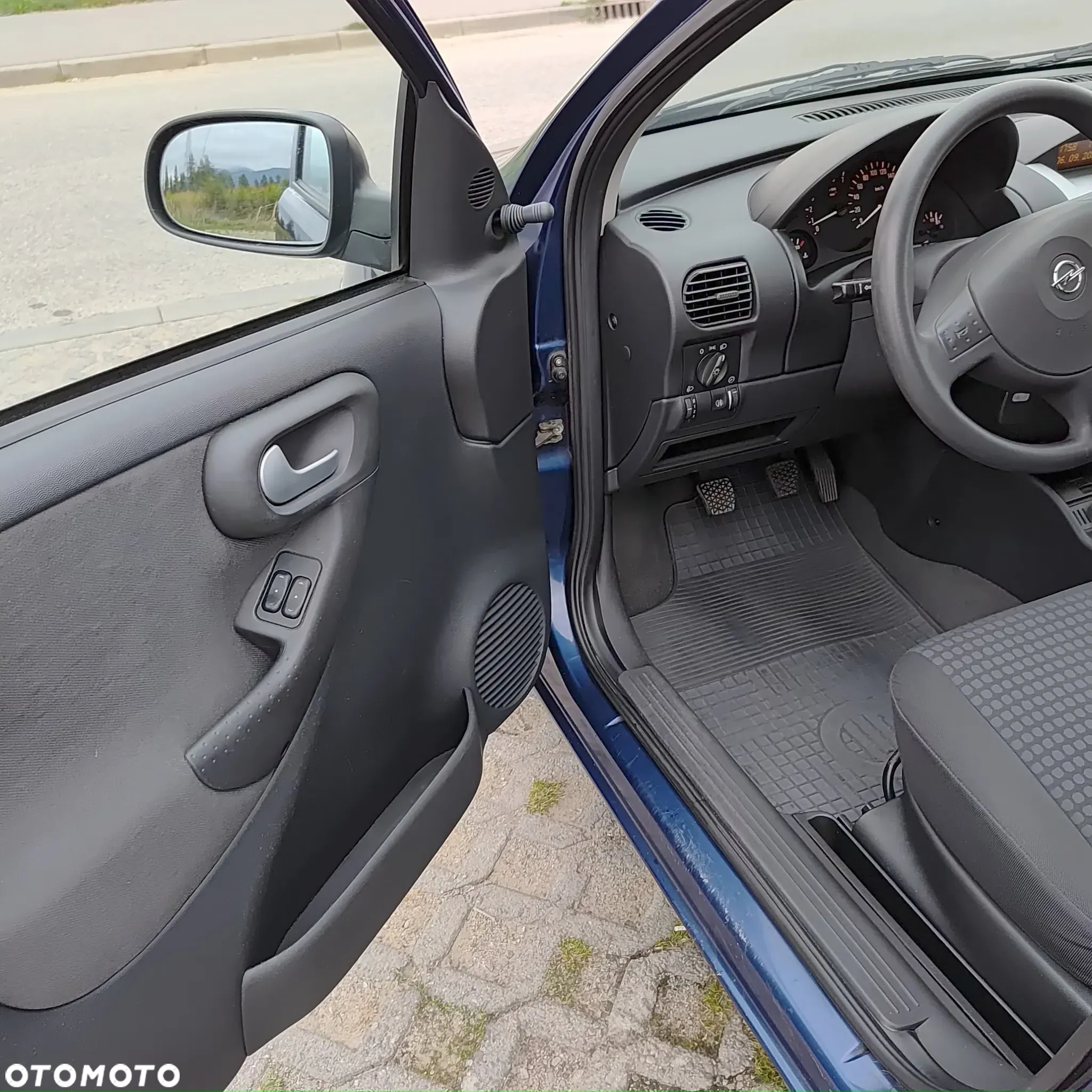 Opel Corsa 1.0 12V Enjoy - 26