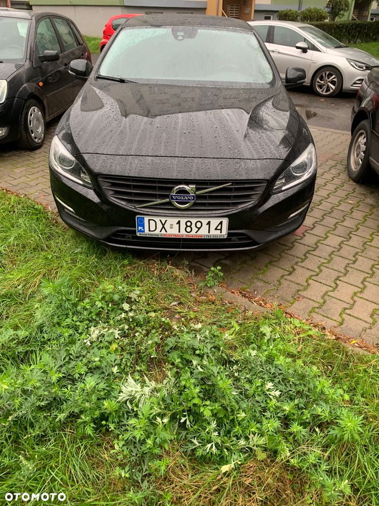 Volvo V60 D4 Drive-E R-Design Momentum - 25