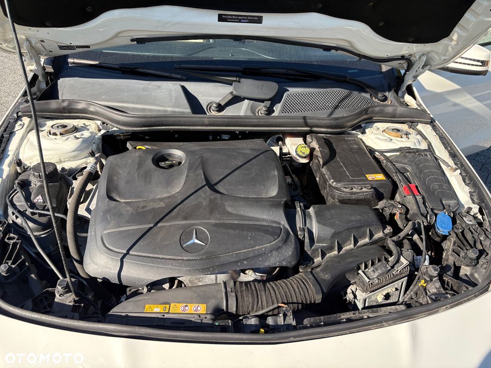 Mercedes-Benz CLA 250 4-Matic - 28