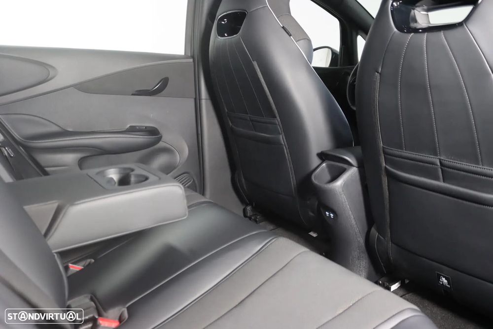 BYD Dolphin - 23