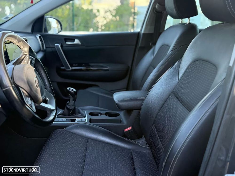 Kia Sportage 1.6 CRDI ISG MHEV Tech - 10