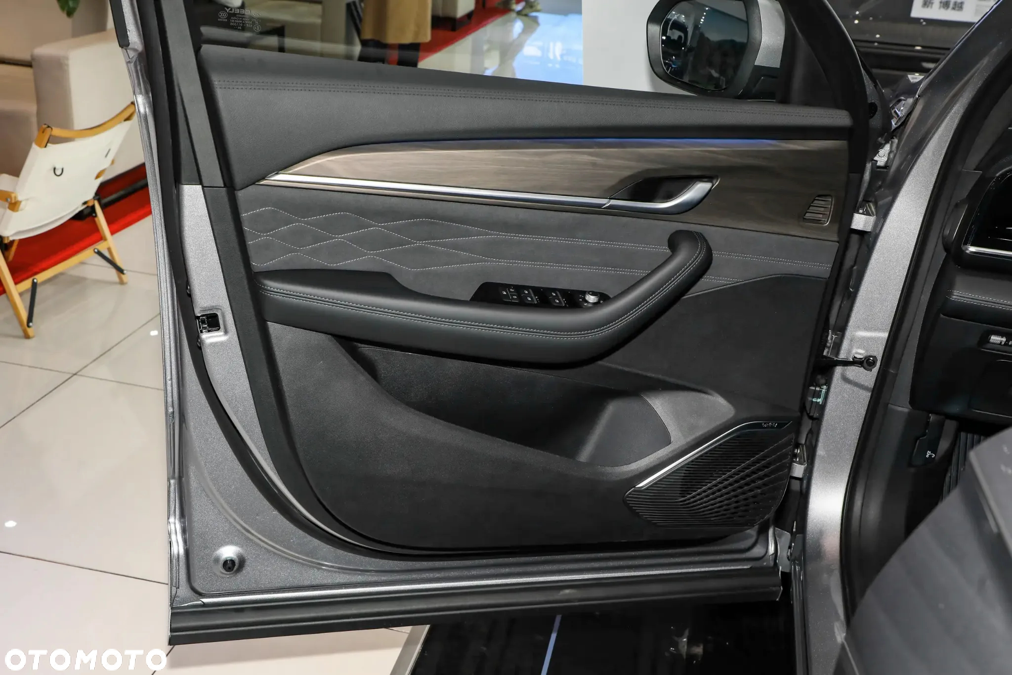 Geely Monjaro - 15