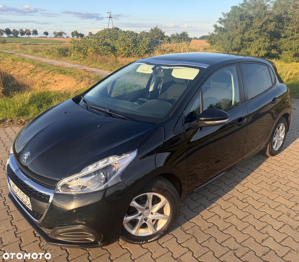 Peugeot 208 1.2 VTi Allure - 19
