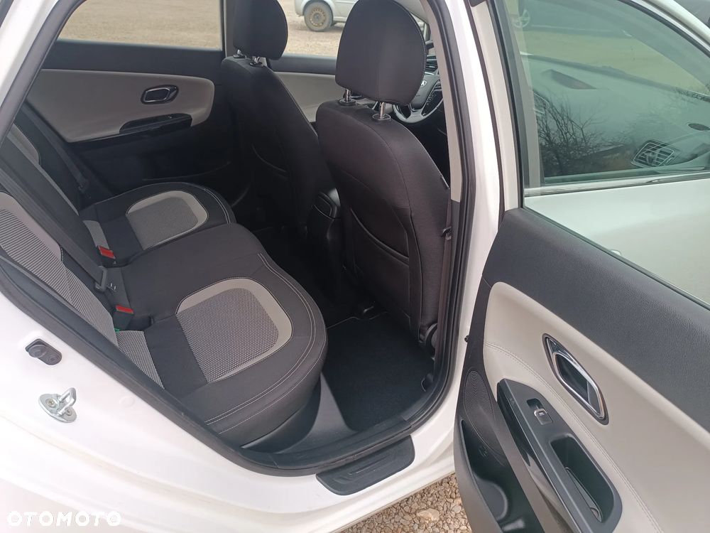 Kia Ceed 1.6 CRDi S - 34