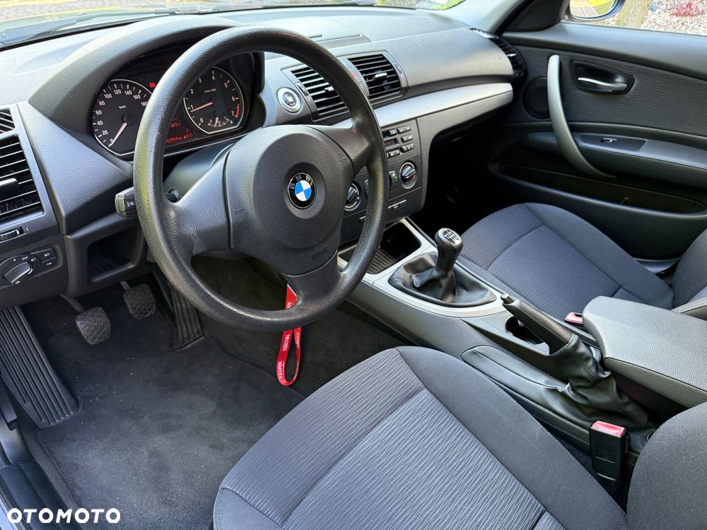 BMW Seria 1 116i - 9