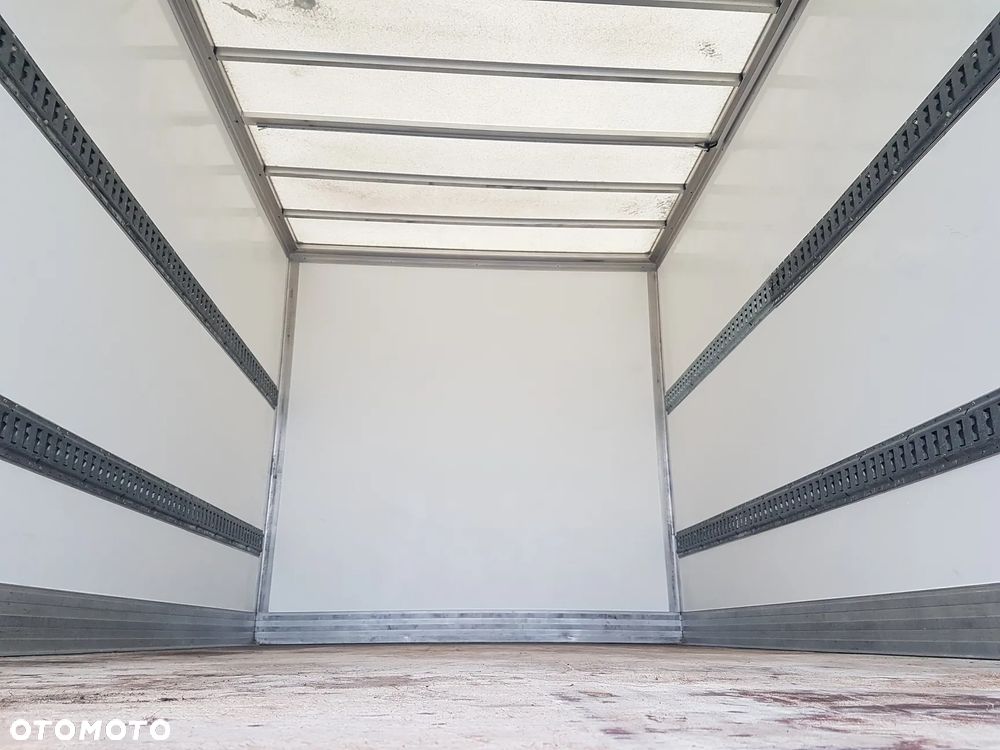 Renault MASTER KONTENER 8EP 4,21x2,23x2,22 KLIMA MANUAL KRAJOWY 6-BIEGÓW - 30