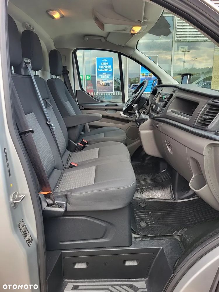 Ford TRANSIT CUSTOM - 15