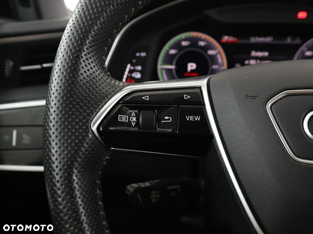 Audi A6 Avant 55 TFSI e quattro S tronic sport - 32