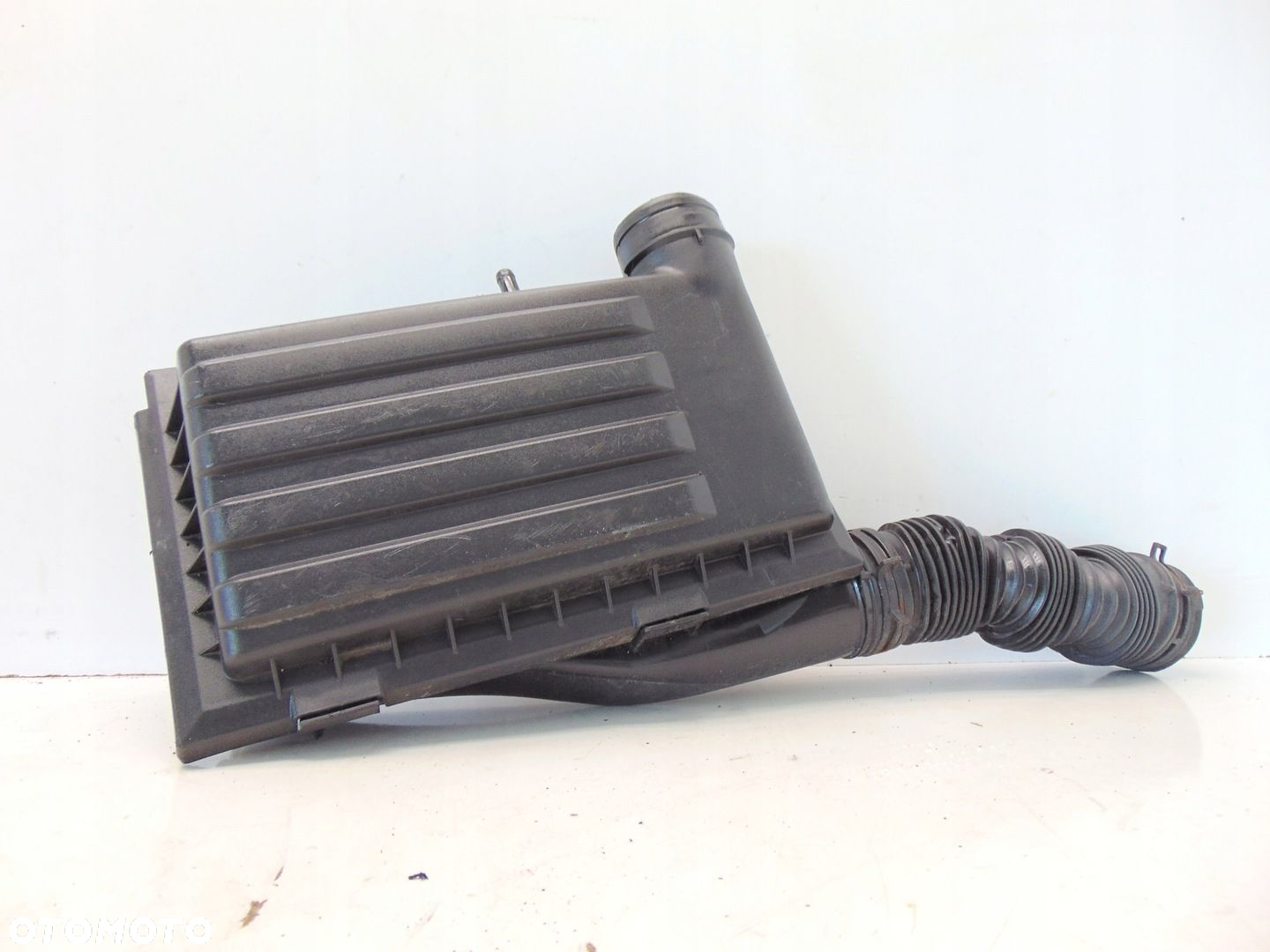 OBUDOWA FILTRA POWIETRZA VW GOLF VII AUDI A3 8V 1.4 TSI 04E129611G - 3