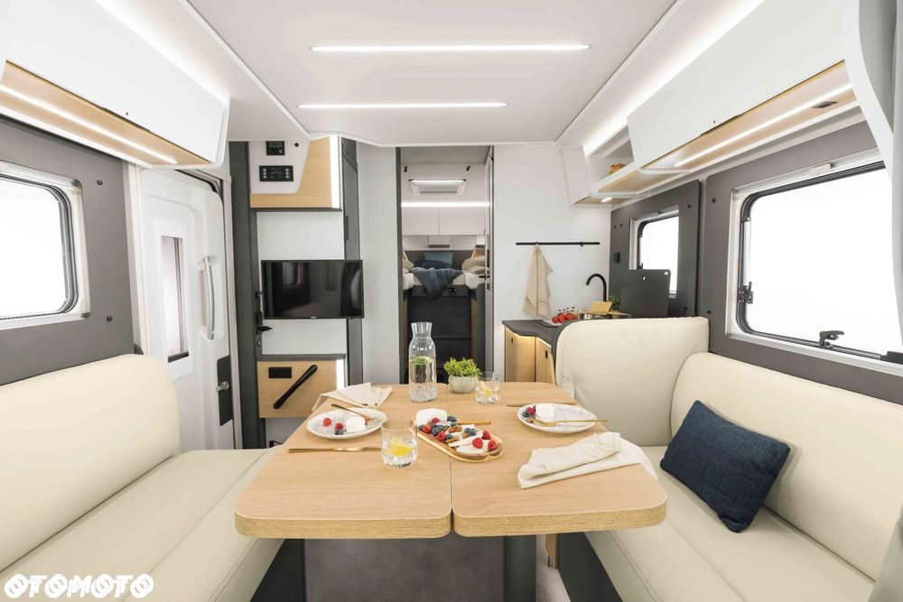 Renault Ahorn Camp TE 740 2026 r. LAIKA CARAVANS - 23