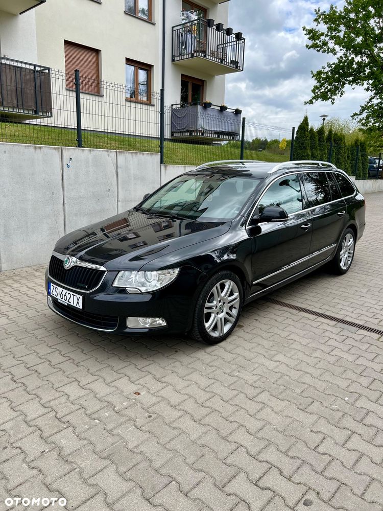 Skoda Superb 1.6 TDI Comfort/Active Green - 3