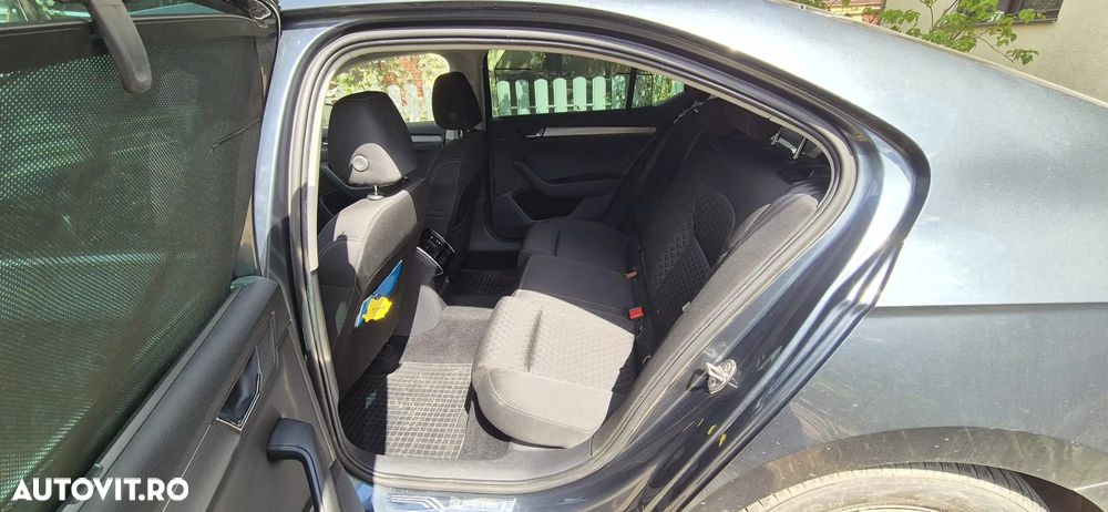 Skoda Superb - 19