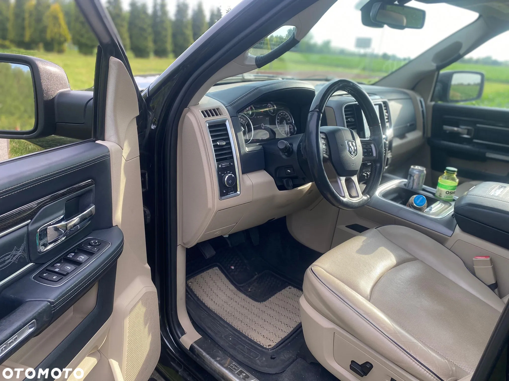 Dodge RAM 1500 5.7 4x4 - 11