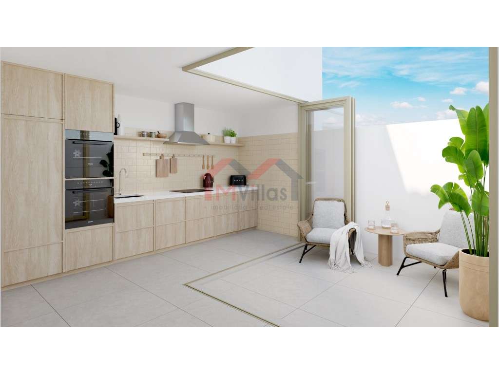 Terreno com projeto aprovado para moradia V2 geminada - Loulé - Grande imagem: 4/9