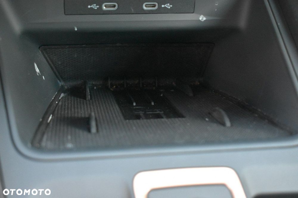 Cupra Formentor 1.5 eTSI mHEV DSG - 16