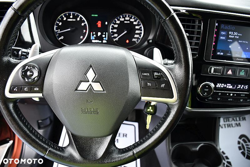 Mitsubishi Outlander 2.0 2WD CVT Diamant Edition+ - 17