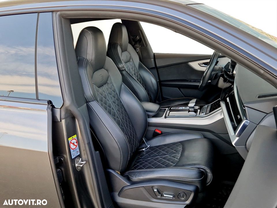 Audi Q8 3.0 55 TFSI quattro Tiptronic MHEV - 12