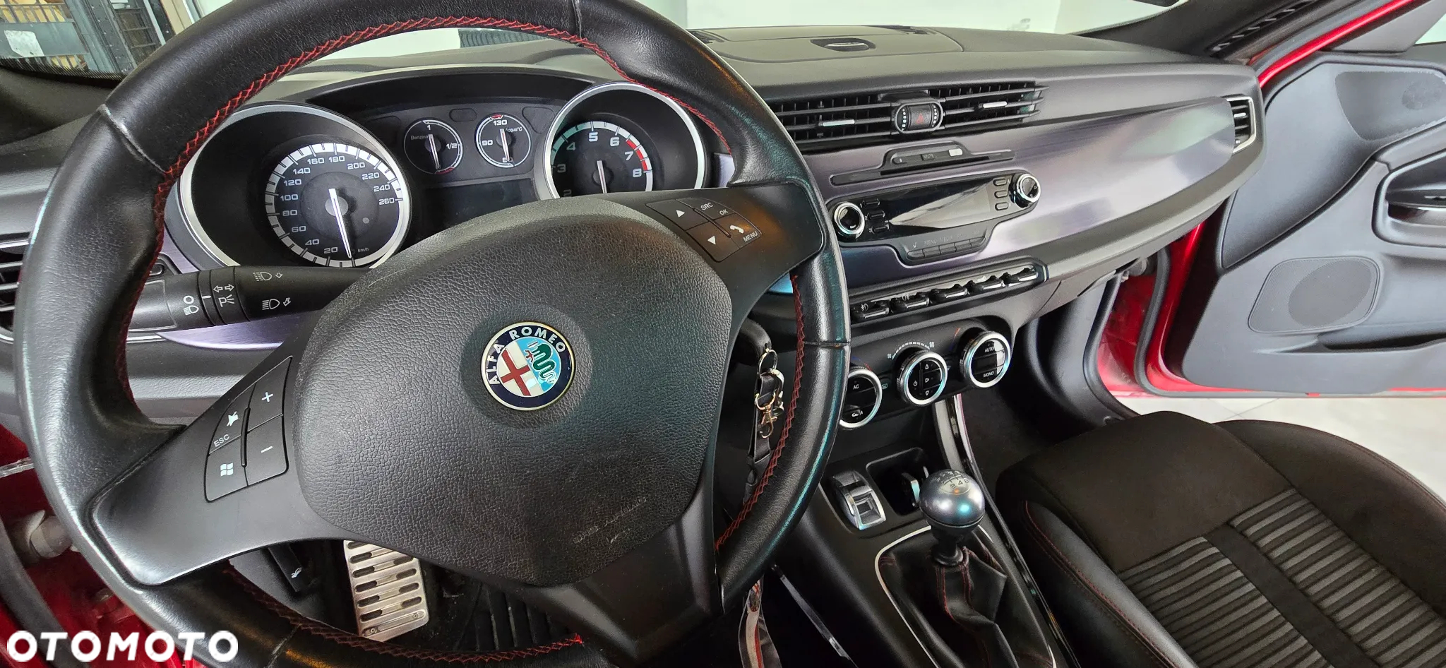 Alfa Romeo Giulietta 1.8 TBi 16V Quadrifoglio Verde - 10