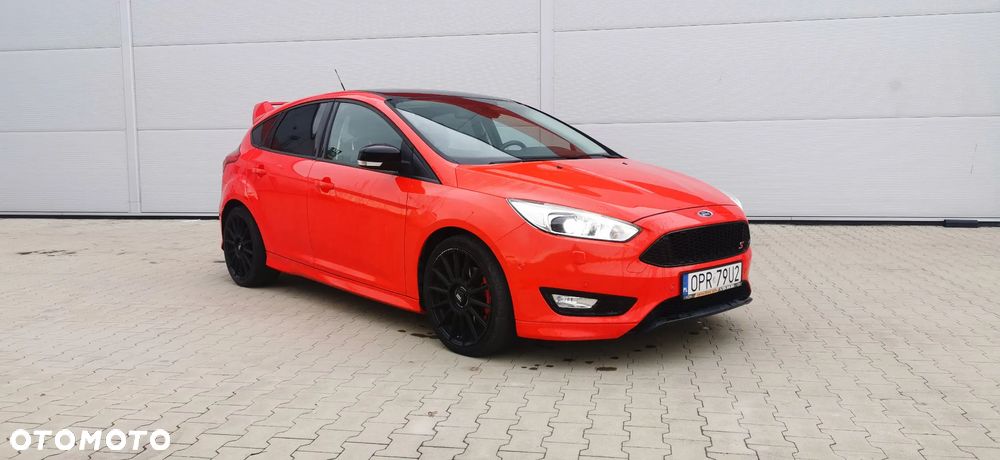 Ford Focus 1.5 EcoBoost STart-Stopp-System ST-LINE - 1