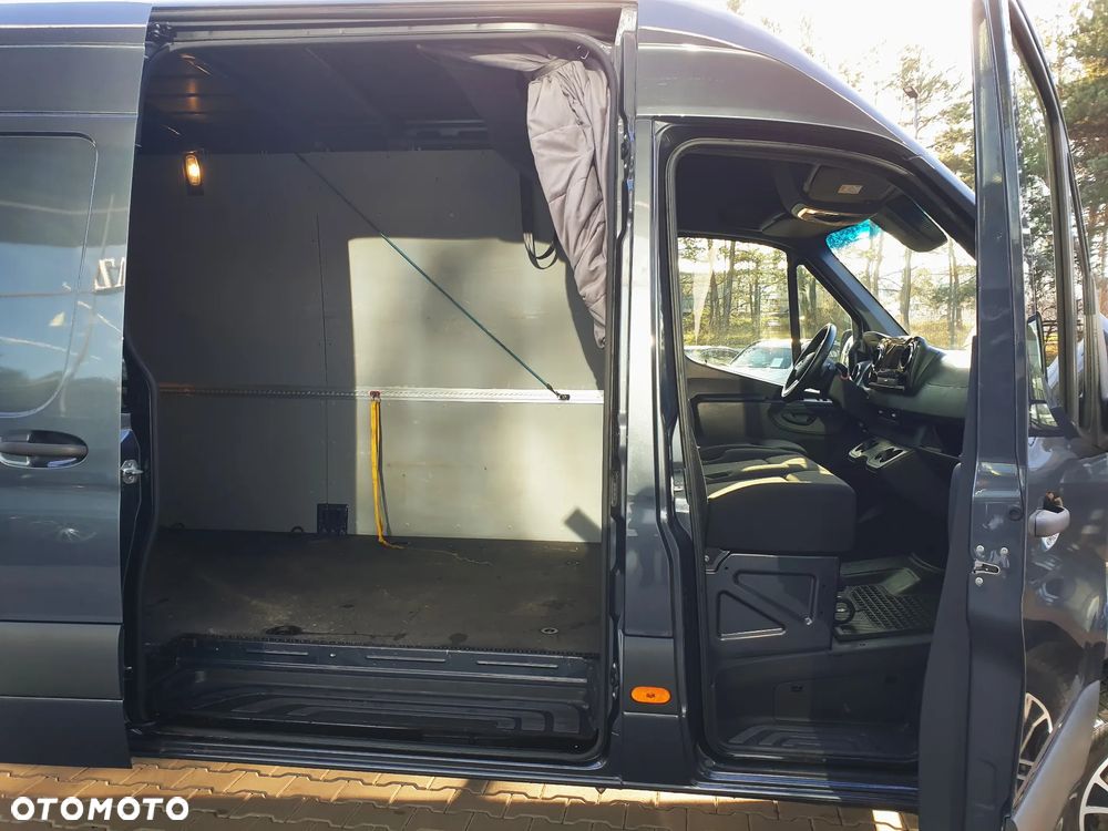 Mercedes-Benz SPRINTER 319 CDI - 11