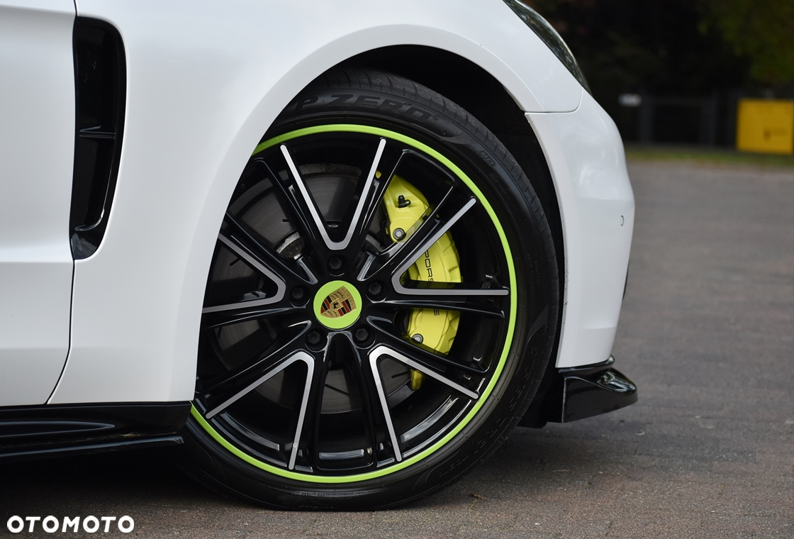 Porsche Panamera - 13