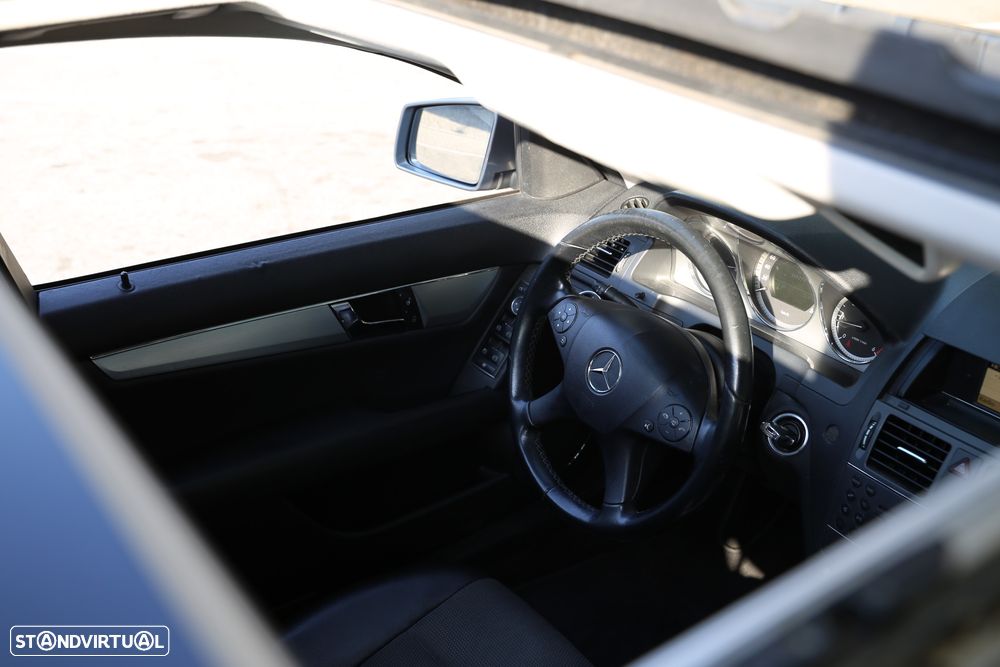 Mercedes-Benz C 220 CDi Avantgarde BlueEfficiency - 12