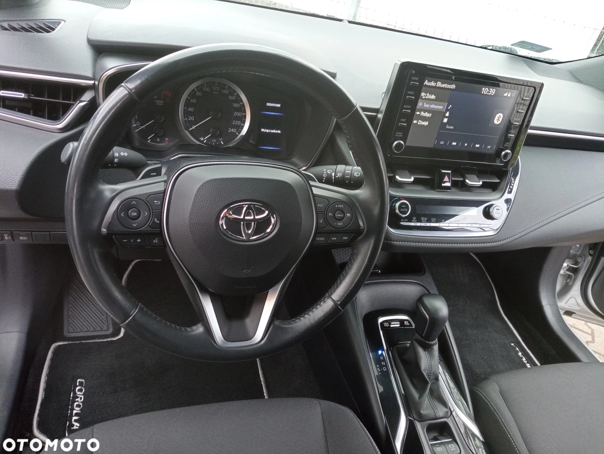 Toyota Corolla 2.0 Hybrid Comfort - 4