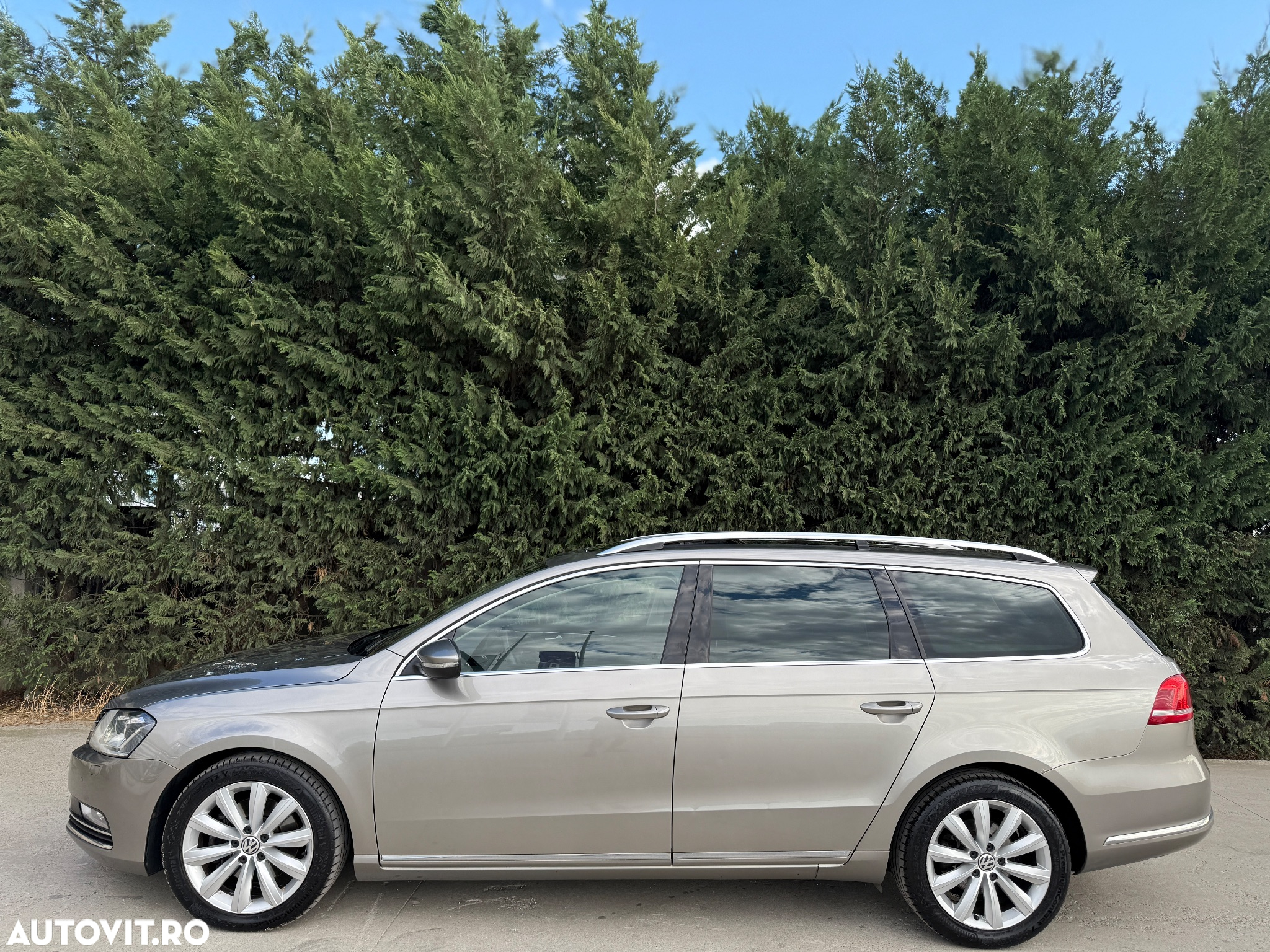 Volkswagen Passat Variant 2.0 TDI Blue TDI DSG Highline - 22